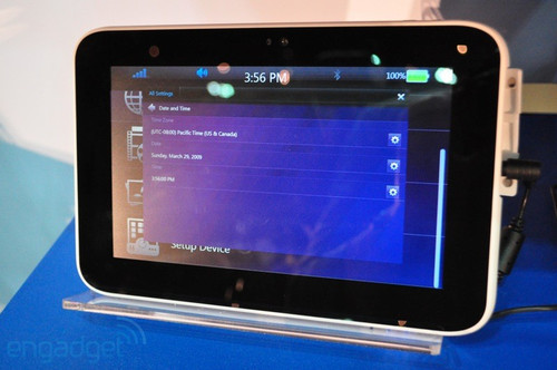 微软展示WindowsCE7系统平板(组图)