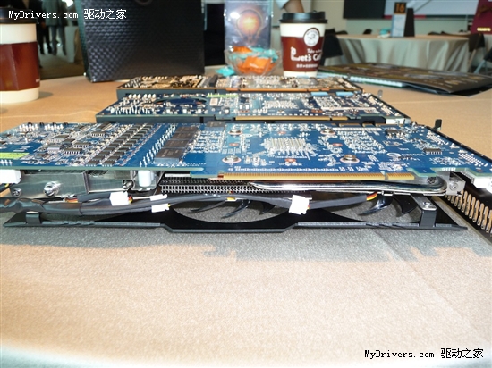 12+2相供电:技嘉秀超级超频版GTX 470