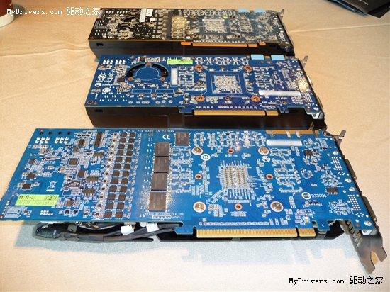 12+2相供电:技嘉秀超级超频版GTX 470